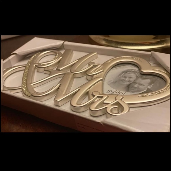 Malden® 3x3"Mr & Mrs." Glitter Heart Picture Frame - Picture 3 of 3